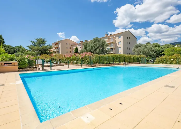 Domaine Du Preconil-4 By Interhome Daire Sainte-Maxime